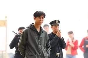 长镜头里的春天封面，长焦镜头拍下的城市绿化带